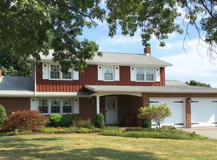 4850 Darlington Rd, York, PA 17408