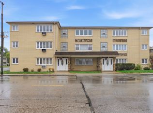 6555 W Belmont Ave APT 3W, Chicago, IL 60634