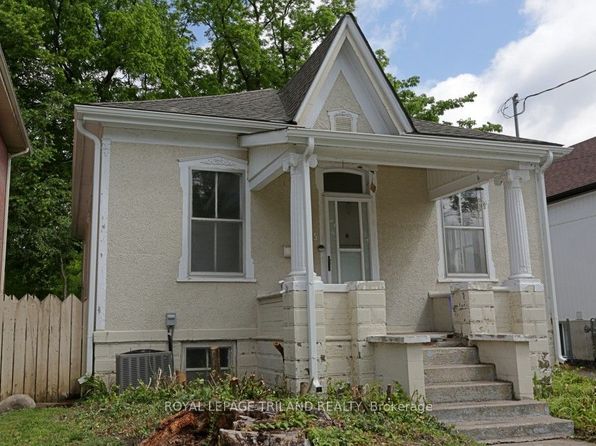 15 Cove Rd, London, ON N6J 1H7