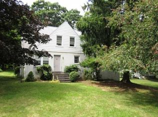 2606 Sheridan Rd, York, PA 17406