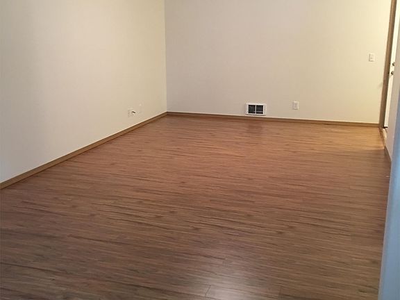 5th image of 732 NW Paragon Pl #1