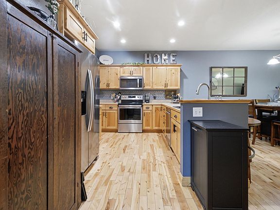 4th image of 5646 Rush Lake Ct