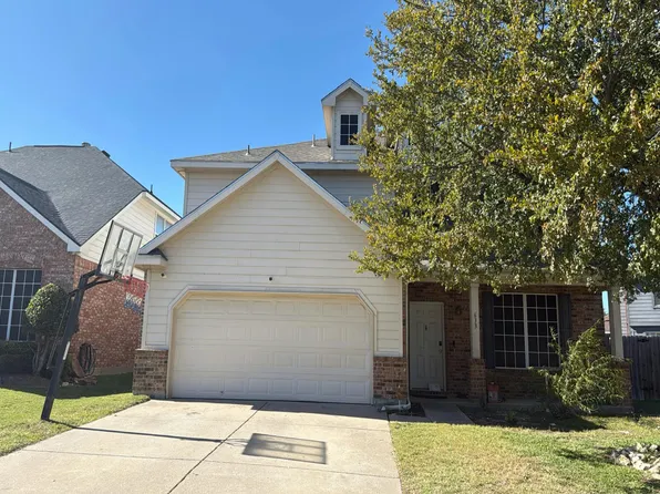 633 Fox Hunt Trl, Fort Worth, TX 76179