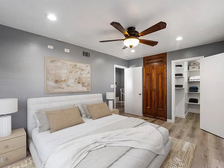 2612 Tiller Ave — Photo 5