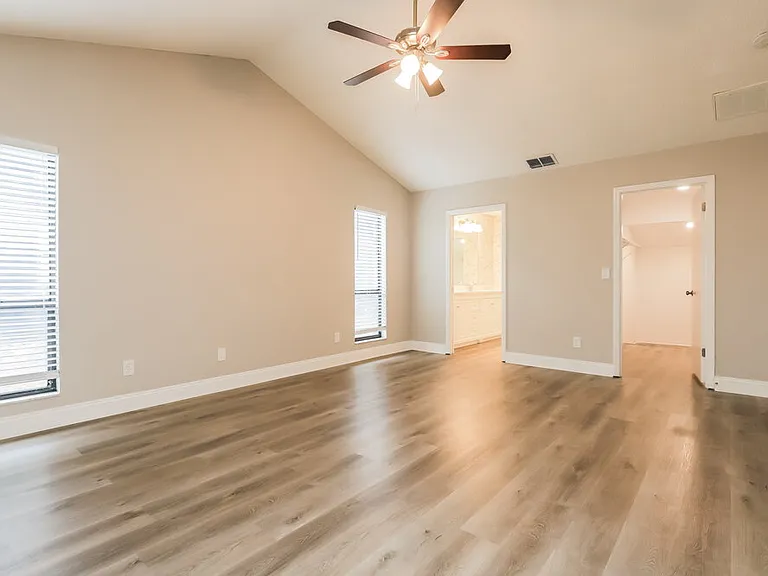 34438 Cedarfield Dr — Photo 11