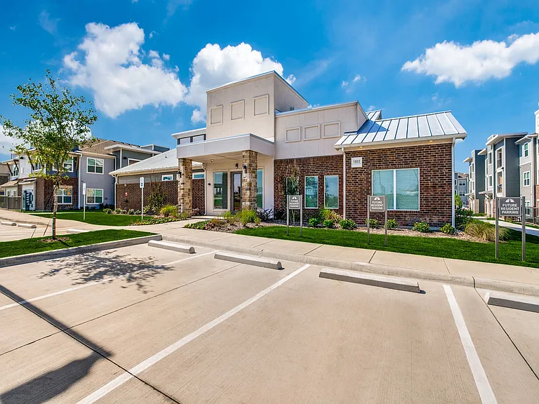 Palladium Farmersville — Photo 10