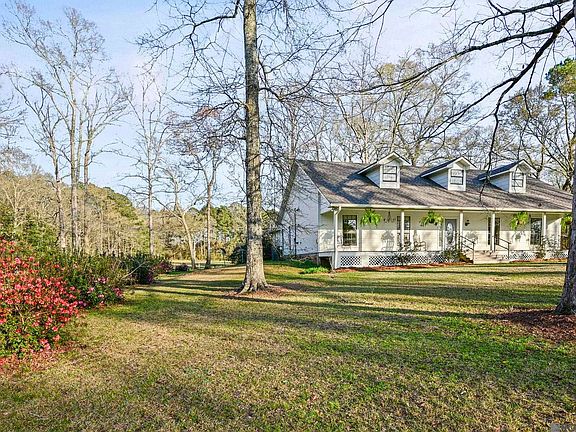 2nd image of 9821 Bank Street Ext