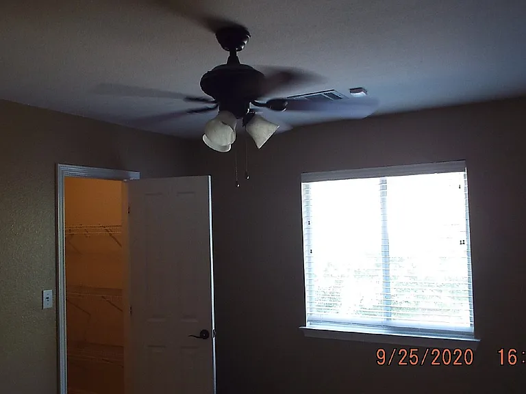 204 Cinnabar Trl — Photo 36