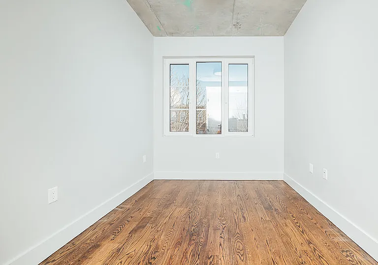 31-19 37th Ave #3G — Photo 7