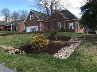 406 9th Ave NE, Conover, NC 28613