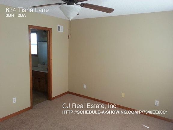 4th image of 634 SW Tisha Ln