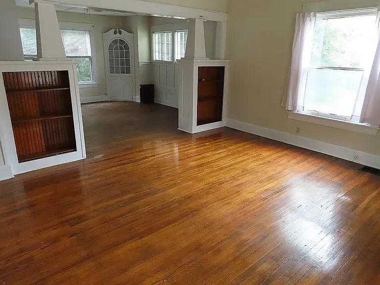 518 S Park Ave — Photo 3