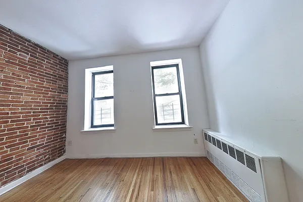 Rented by CitySites Real Estate Group | media 8
