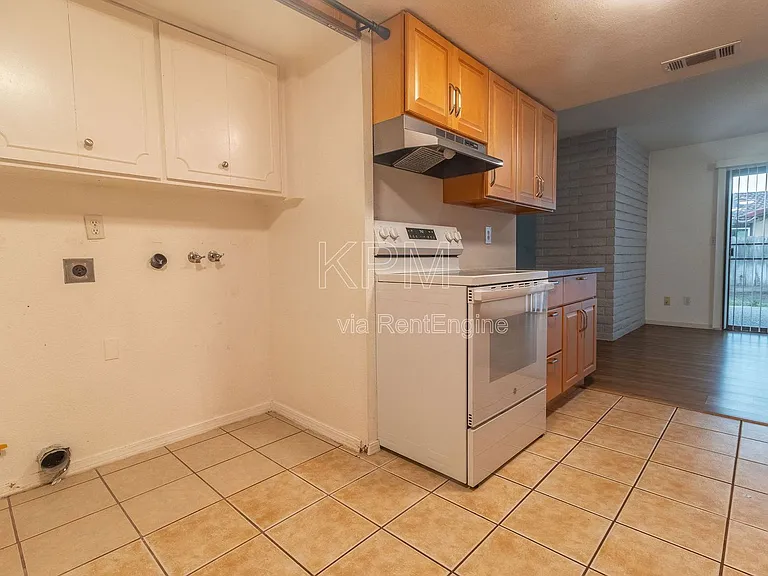5530 Sandpiper Ct — Photo 10