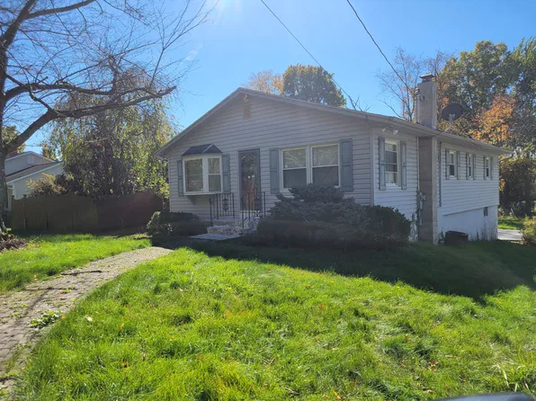 6 Meadow Ave, Washingtonville, NY 10992