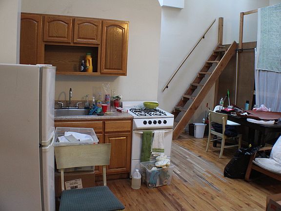 5th image of 61 Metropolitan Ave APT 1B