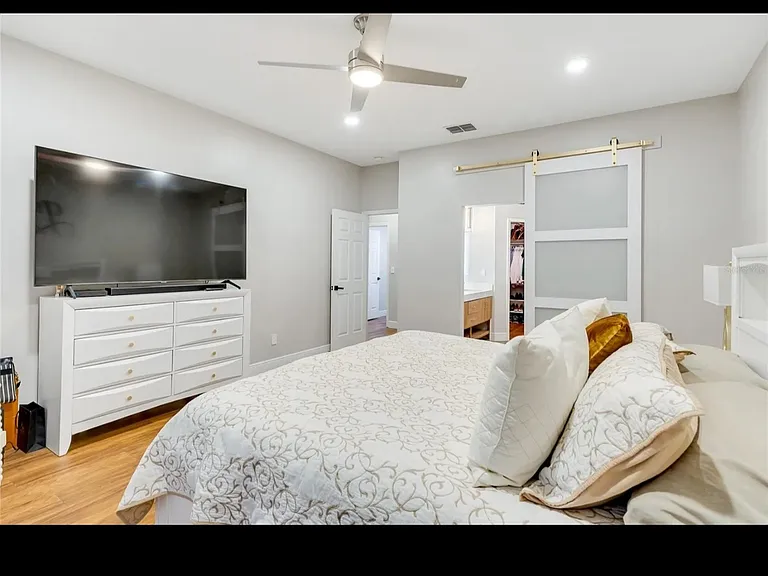 2707 Scarborough Dr — Photo 13