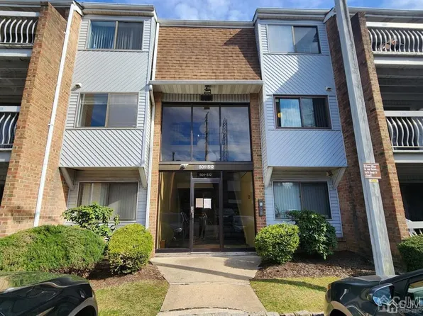 510 Edison Glen Ter, Edison, NJ 08837