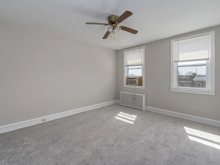 4244 Shamrock Ave — Photo 20