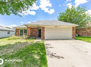 6400 Avanti Dr, Arlington, TX 76001
