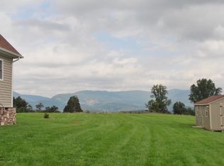 2772 Guinea Mountain Rd, Pearisburg, VA 24134