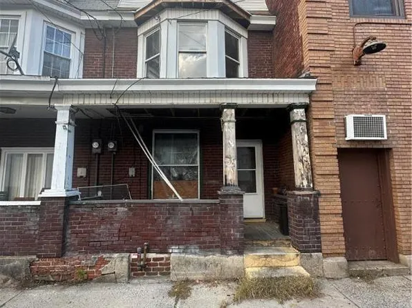 101 W Rowe St, Tamaqua, PA 18252