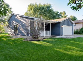7951 Fairfield Cir, Minneapolis, MN 55444