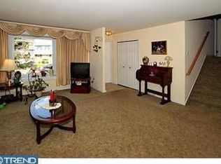 14 Woodlyn Ave, Willow Grove, PA 19090