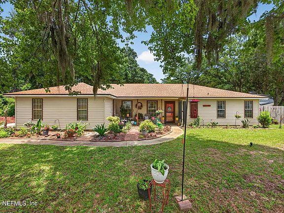 3rd image of 95081 WILDWOOD Circle