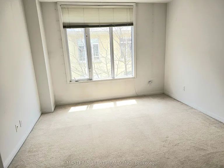 30 Stadium Rd #238 — Photo 10