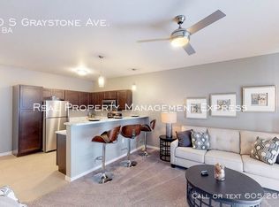 5140 S Graystone Ave, Sioux Falls, SD 57108
