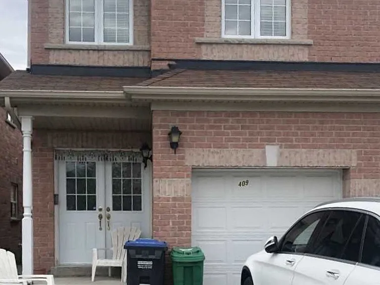 409 Comiskey Cres #BASEMENT — Photo 1