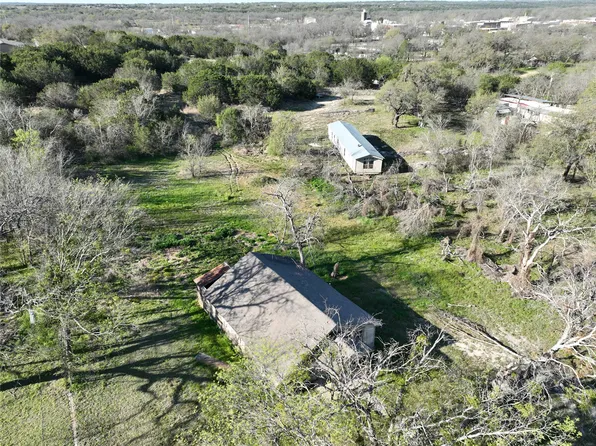 407 Iredell Rd, Hico, TX 76457
