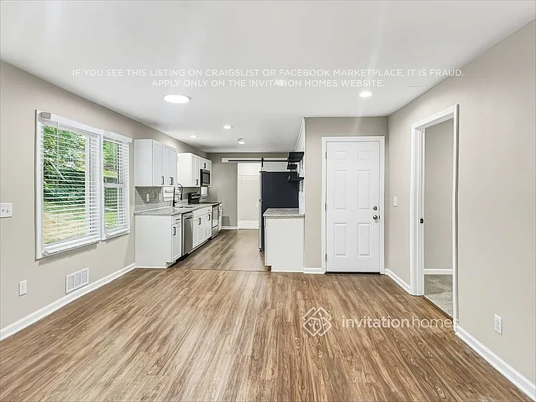 4091 Wrexham Dr — Photo 7