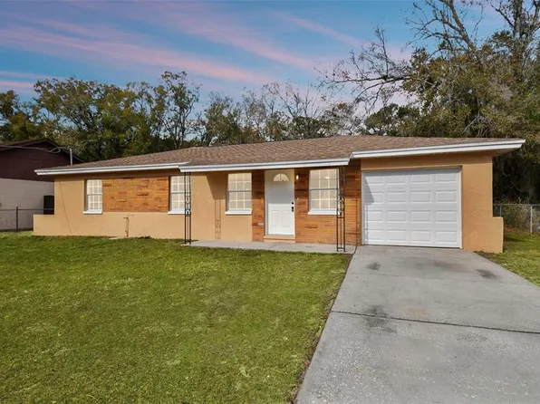 8306 Tupelo Dr, Tampa, FL 33637