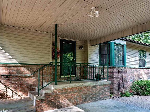 4th image of 35 Pontevedra Cir