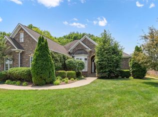 819 Shadowgrass Way, Bowling Green, KY 42104