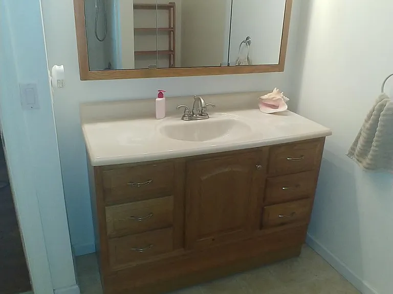 138 Governors Ct — Photo 13
