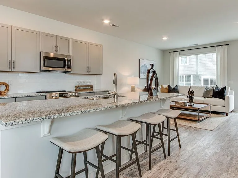 2539 Drumwright Way — Photo 3