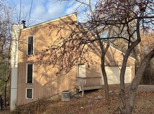 4334 Victoria St, Minnetonka, MN 55345