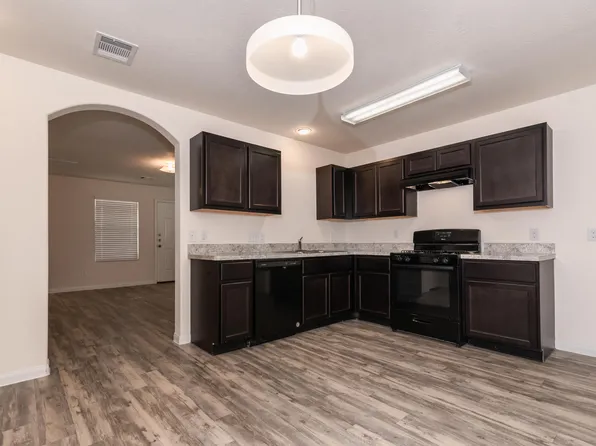 4351 Richmeadow Dr, Houston, TX 77048