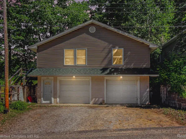 642 Sharon St, Gaylord, MI 49735