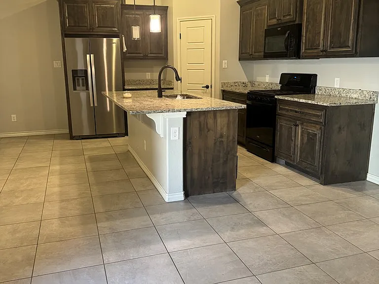 5304 Nevan Ct — Photo 3