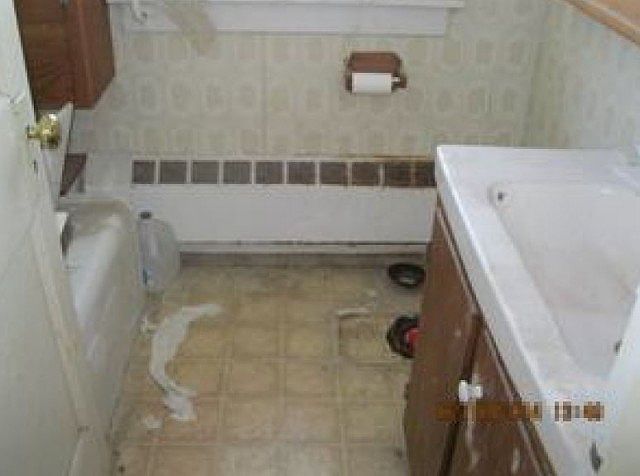 2nd image of 211 13th Ave S