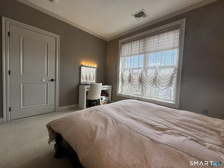 85 Memorial Rd #201 — Photo 27