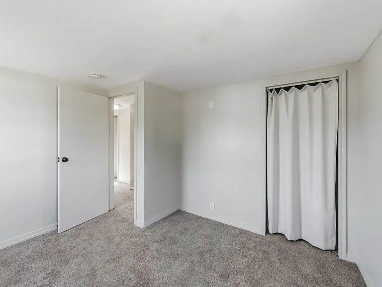 6 Wade St — Photo 5