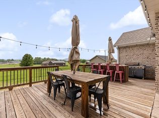 313 W Bush St, Prairie Grove, AR 72753