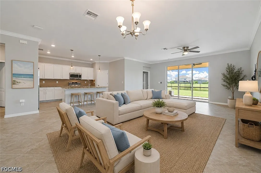 4 bed, 3.0 bath, 2032 sqft, $2,700 — Photo 2