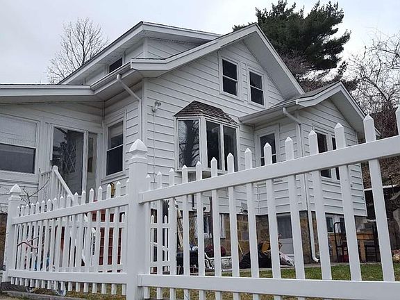 2nd image of 378 Belmont St