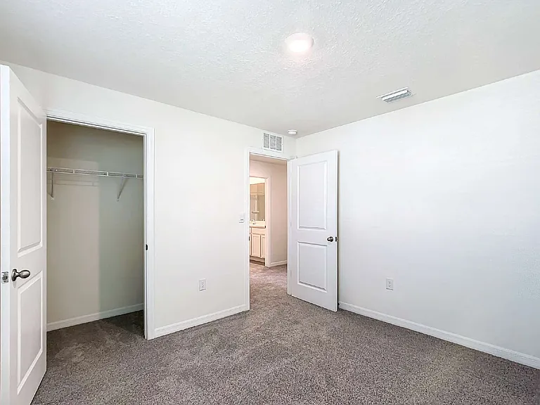 8656 45th Ct — Photo 39
